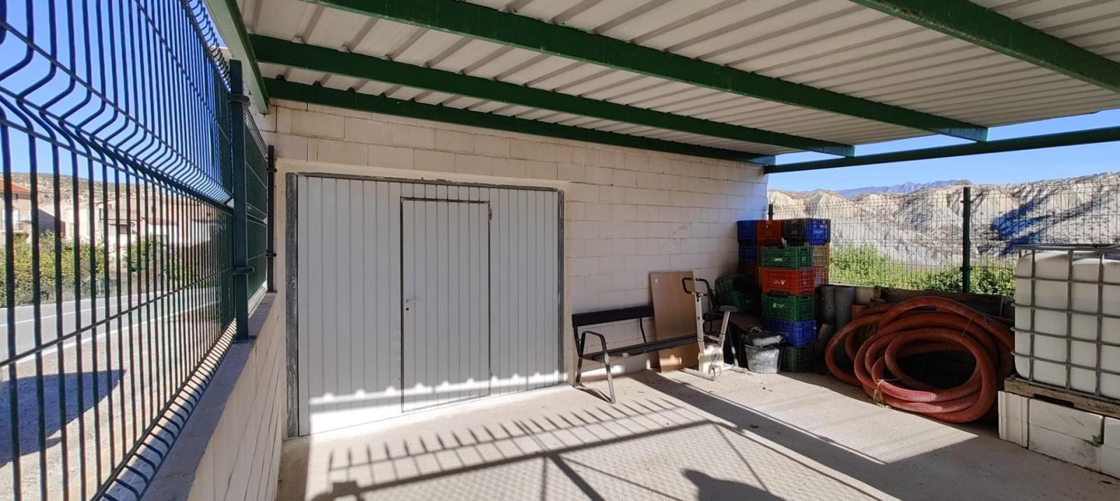 Local en vente à Mula