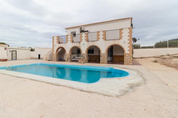 Chalet en venta en Mula