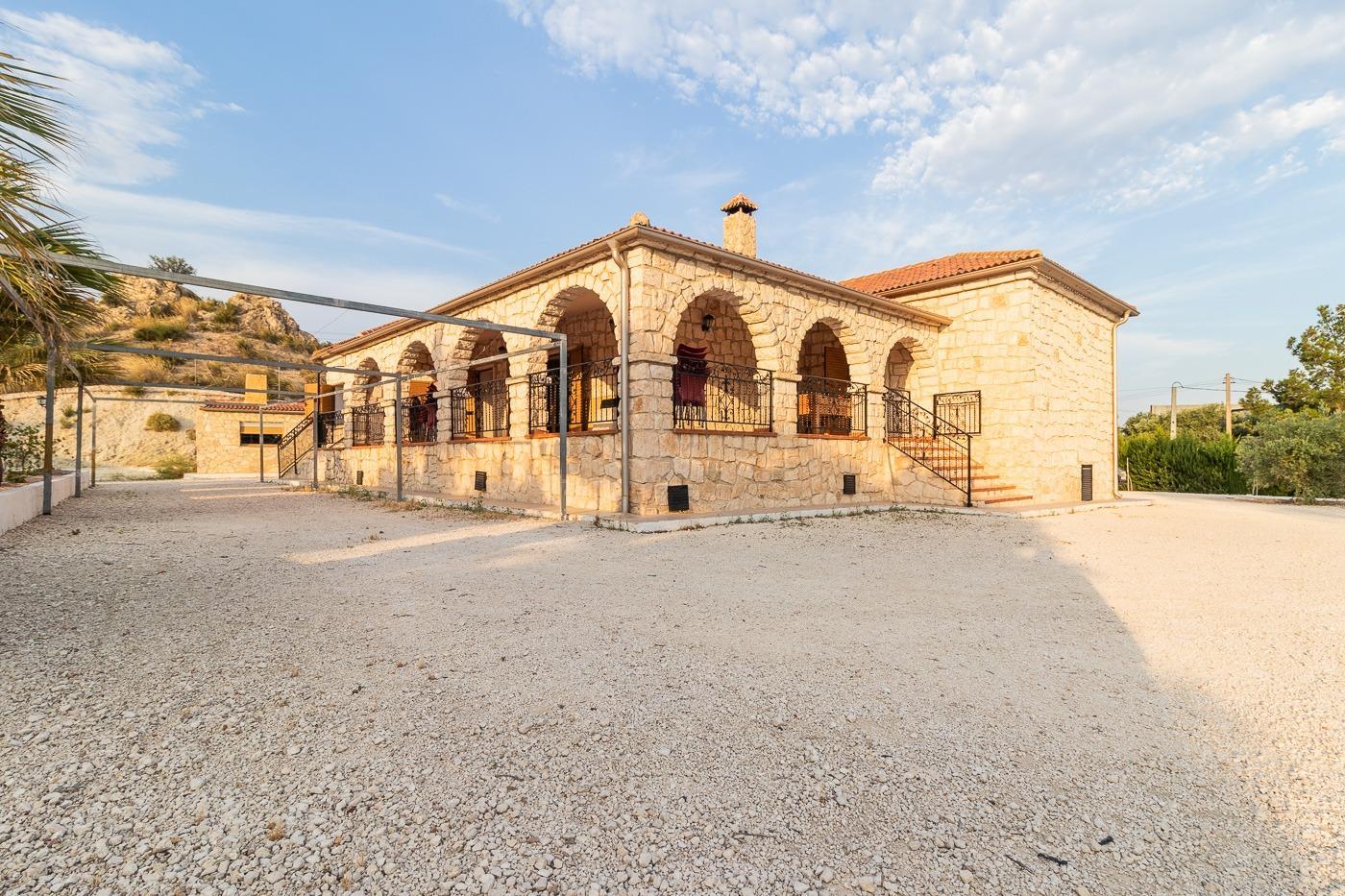 Casa en venta en Calasparra