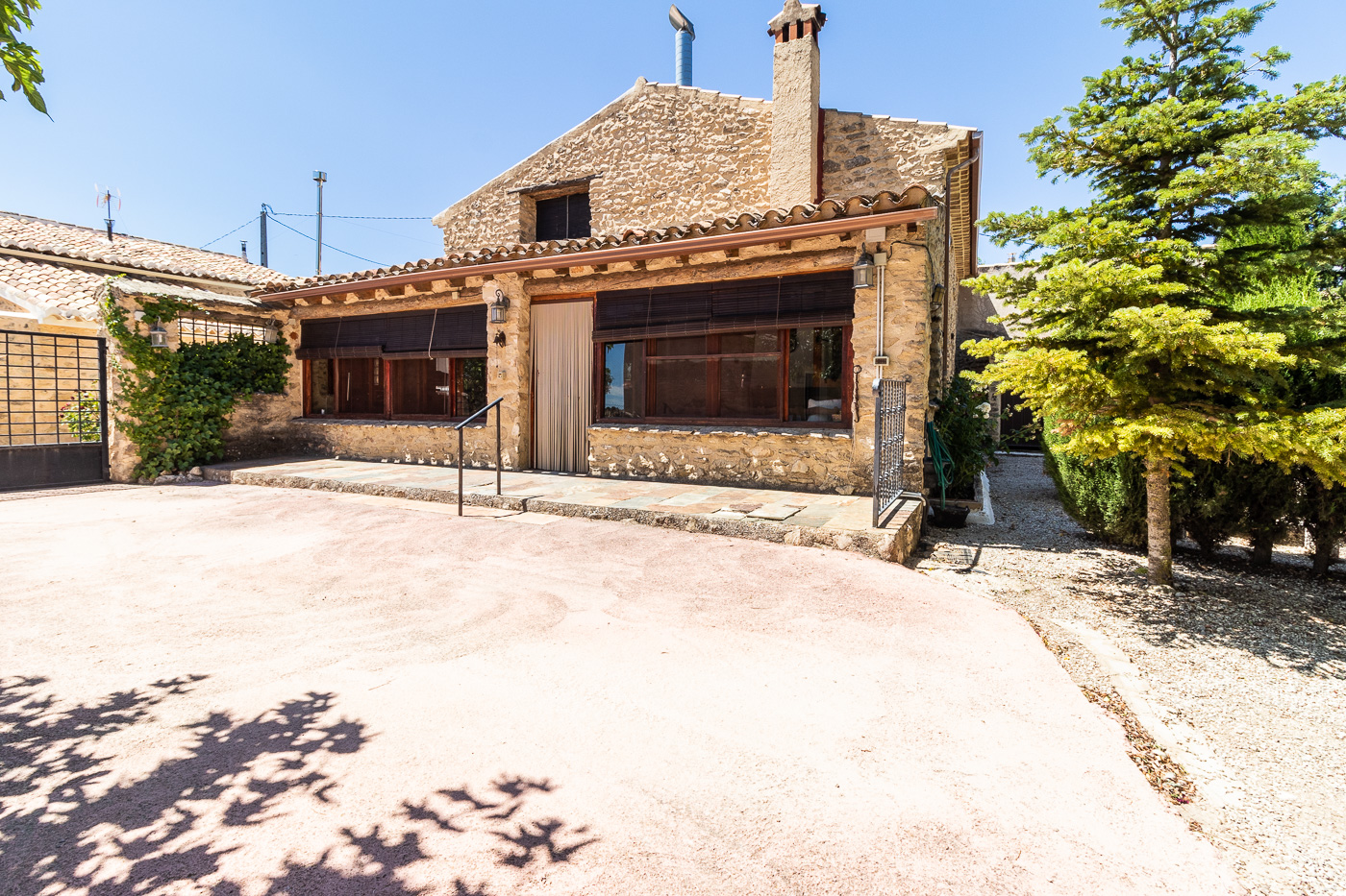 Casa rural adosada en el campo de Moratalla