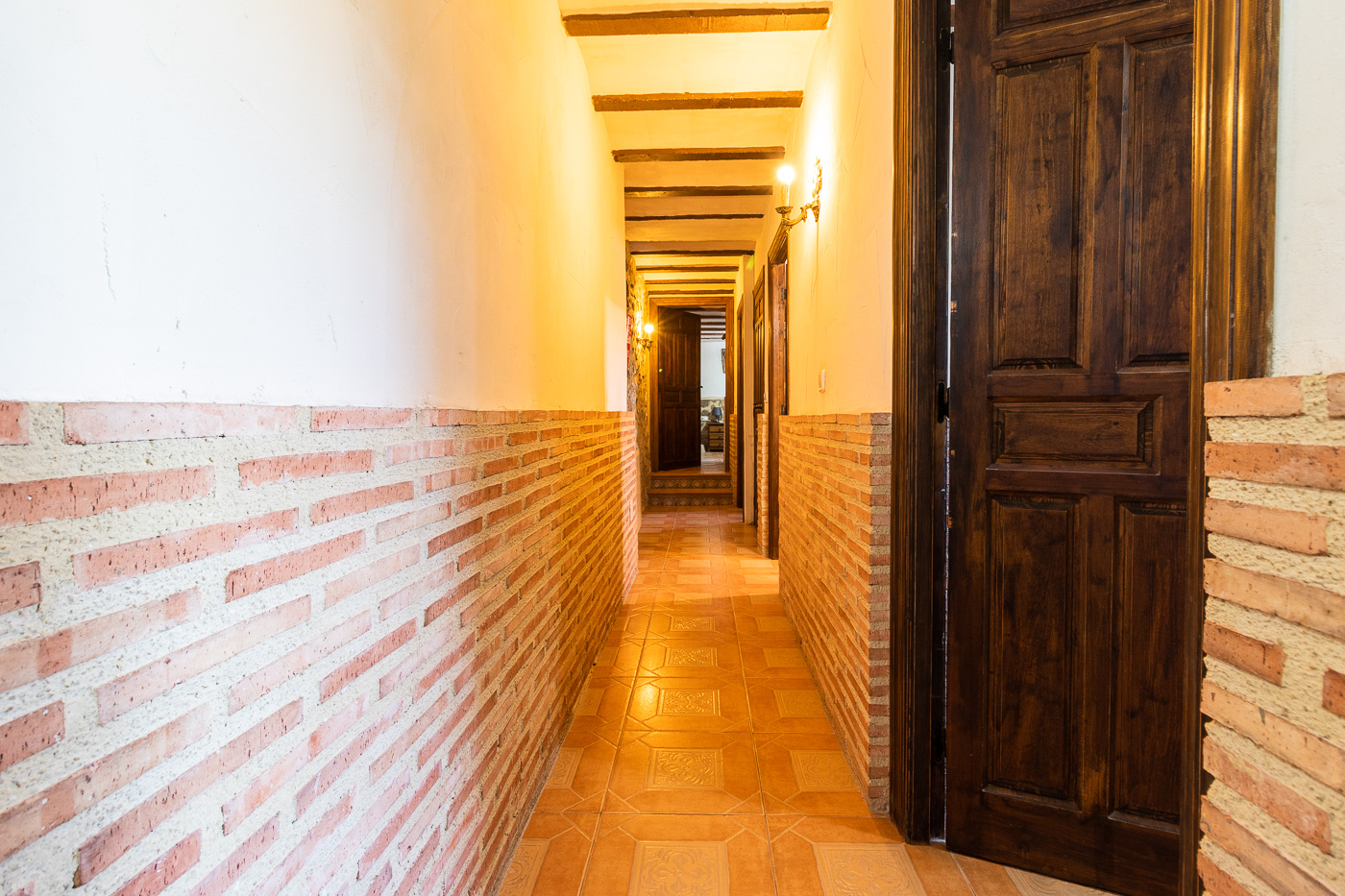 Casa de piedra en caserío