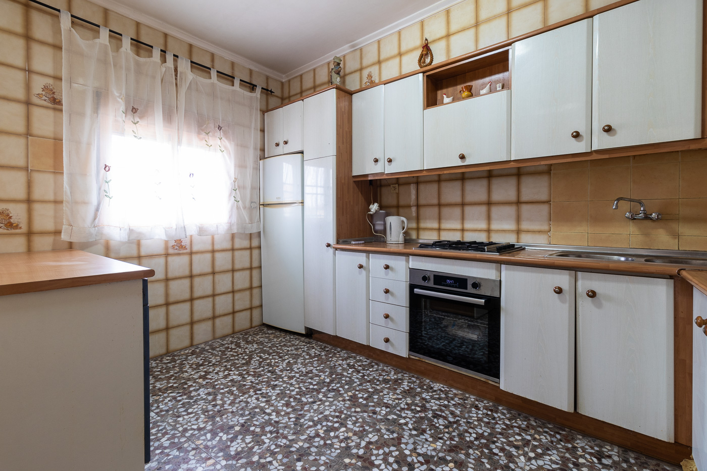 Casa con amplia terraza en Mula