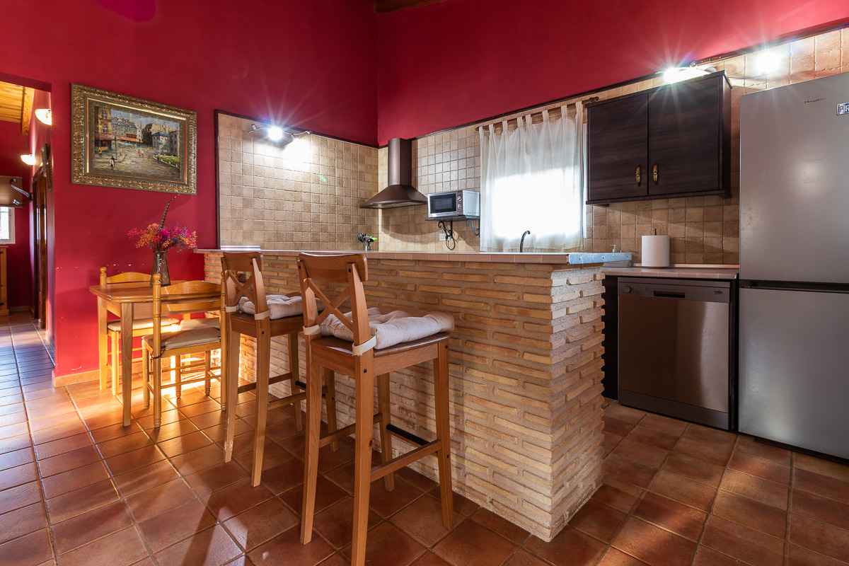 Chalet con parcela independiente y piscina en Pliego (Murcia)