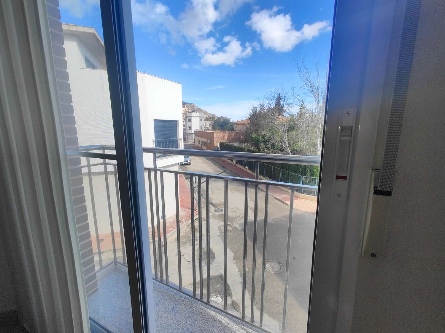 Utvendig leilighet med garasje og bod i utmerket stand i Alhama de Murcia