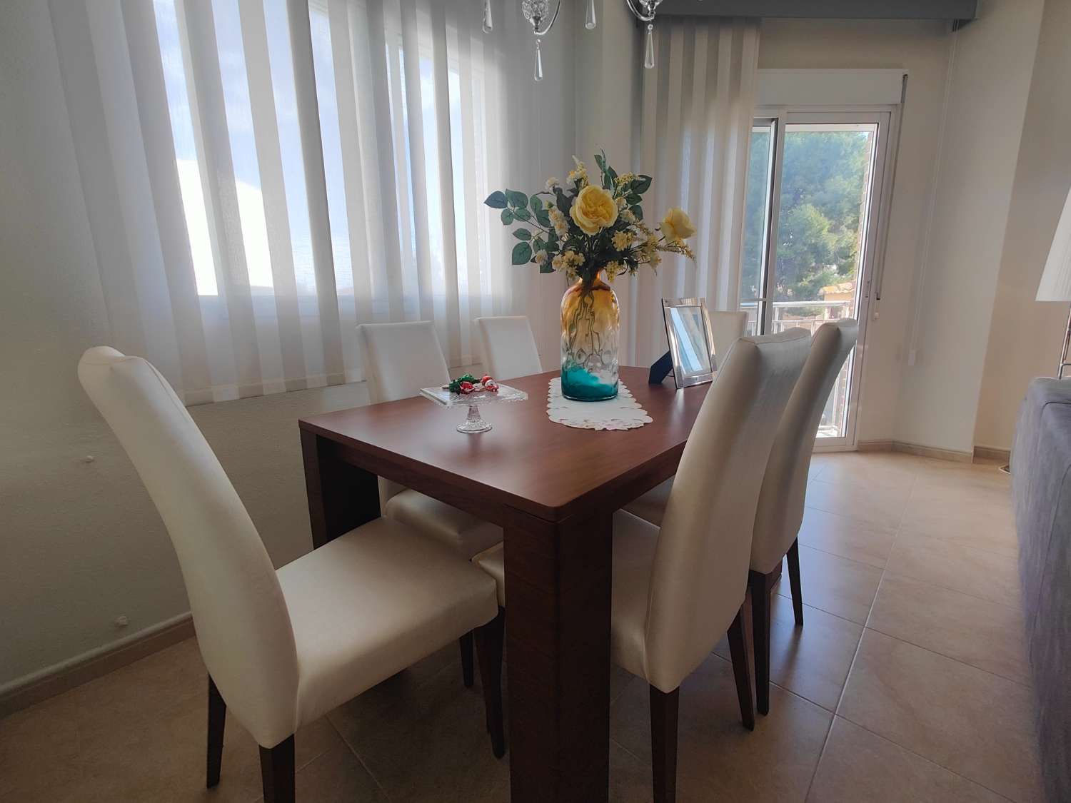 Utvendig leilighet med garasje og bod i utmerket stand i Alhama de Murcia