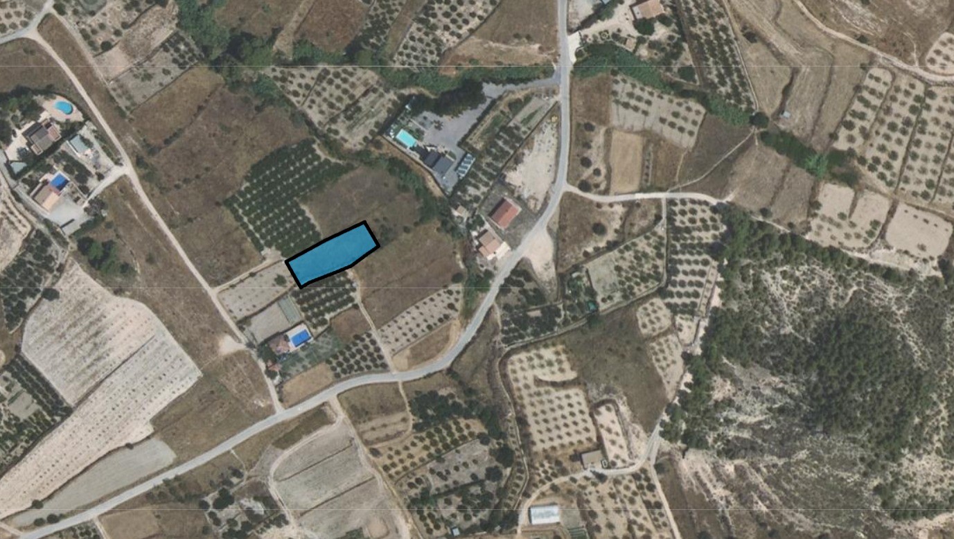 Tomt till salu i Pliego