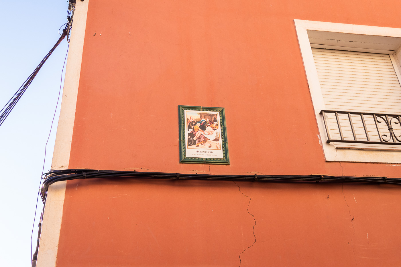 Traditional village house, garage and patio in the town center of Bullas