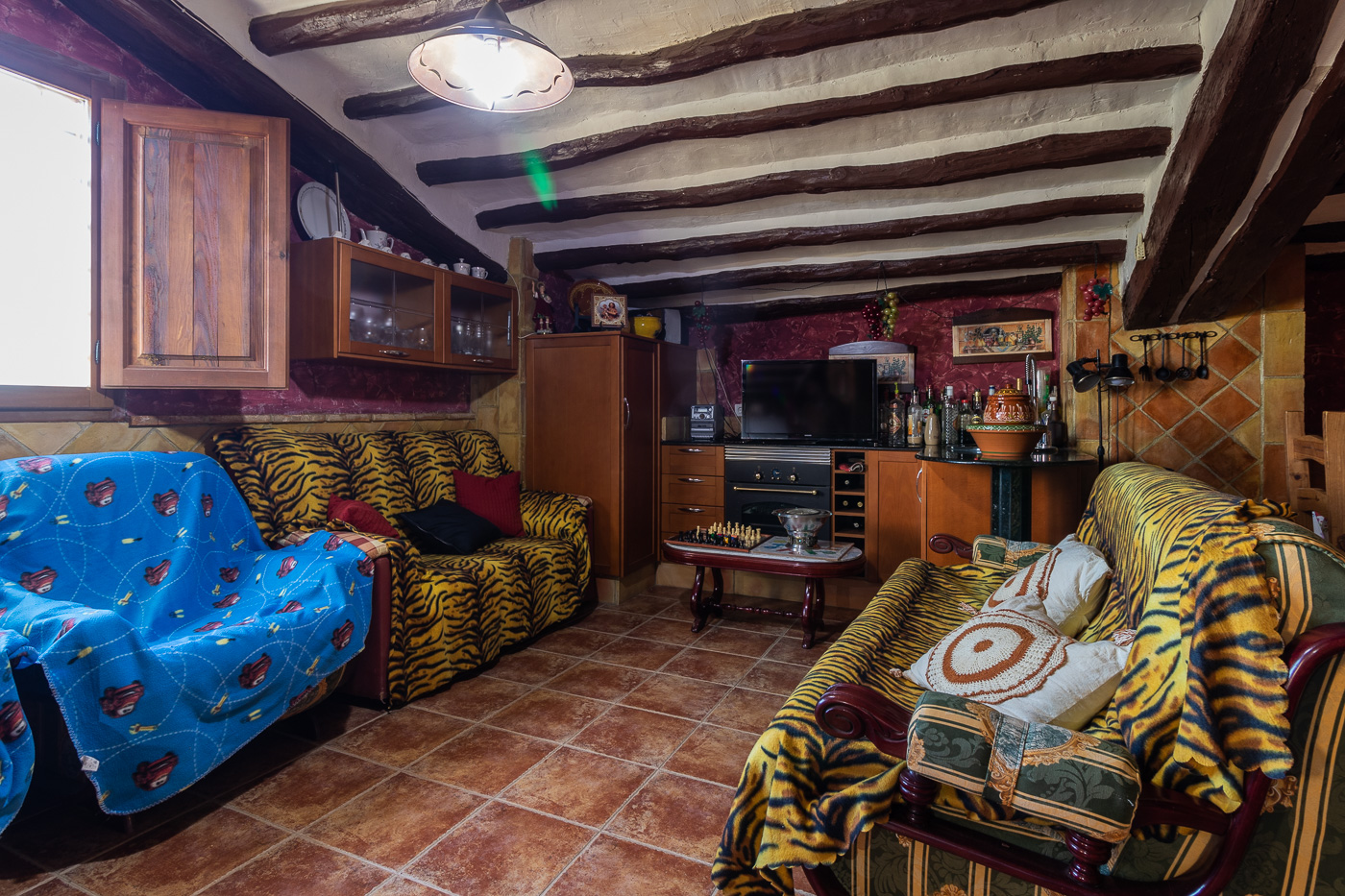 ANTIGUA ALMAZARA REHABILITADA COMO VIVIENDA EN CEHEGÍN