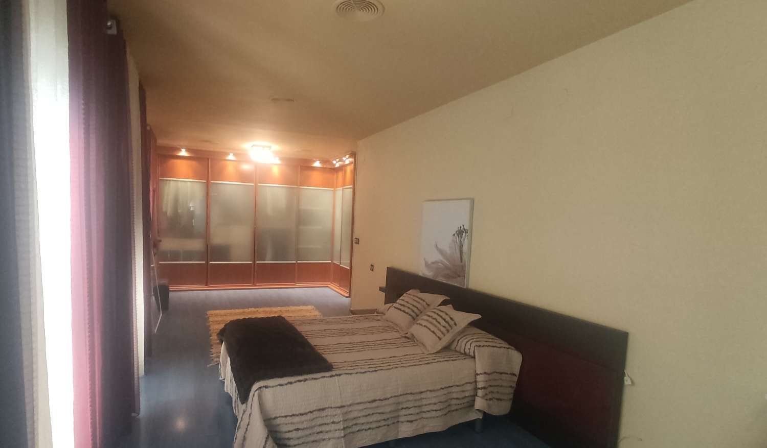 Chalet independiente de 3 plantas con piscina y parcela de 1.100 m² en Moratalla (Murcia)