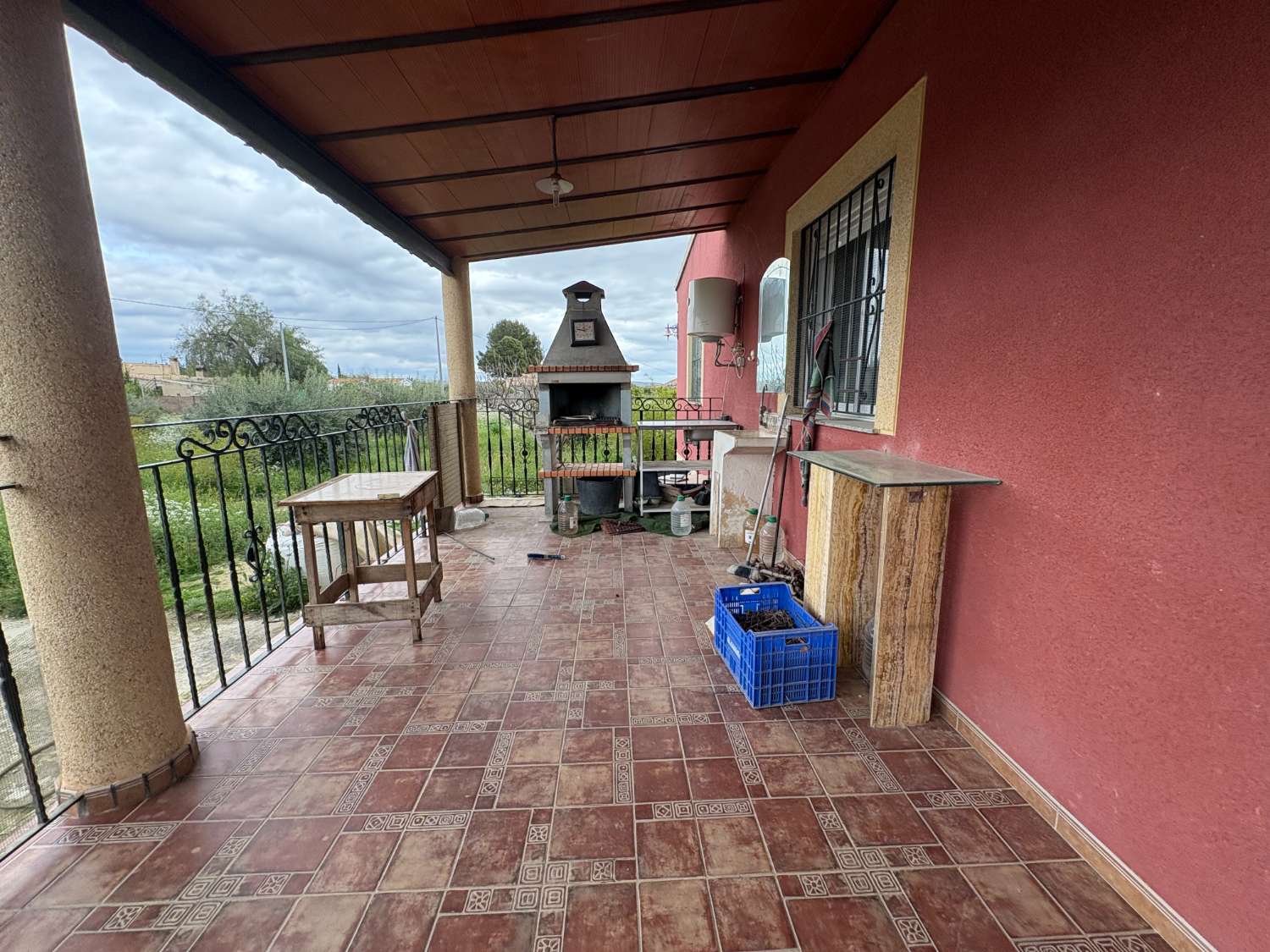 Chalet de 163 m² con parcela de 5.296 m² y cítricos en  Mula (Murcia)