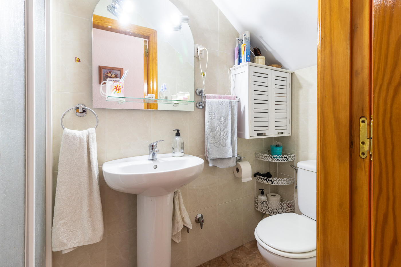 Maison rénovée et meublée dans le centre de Pliego – 5 chambres – 2 salles de bain