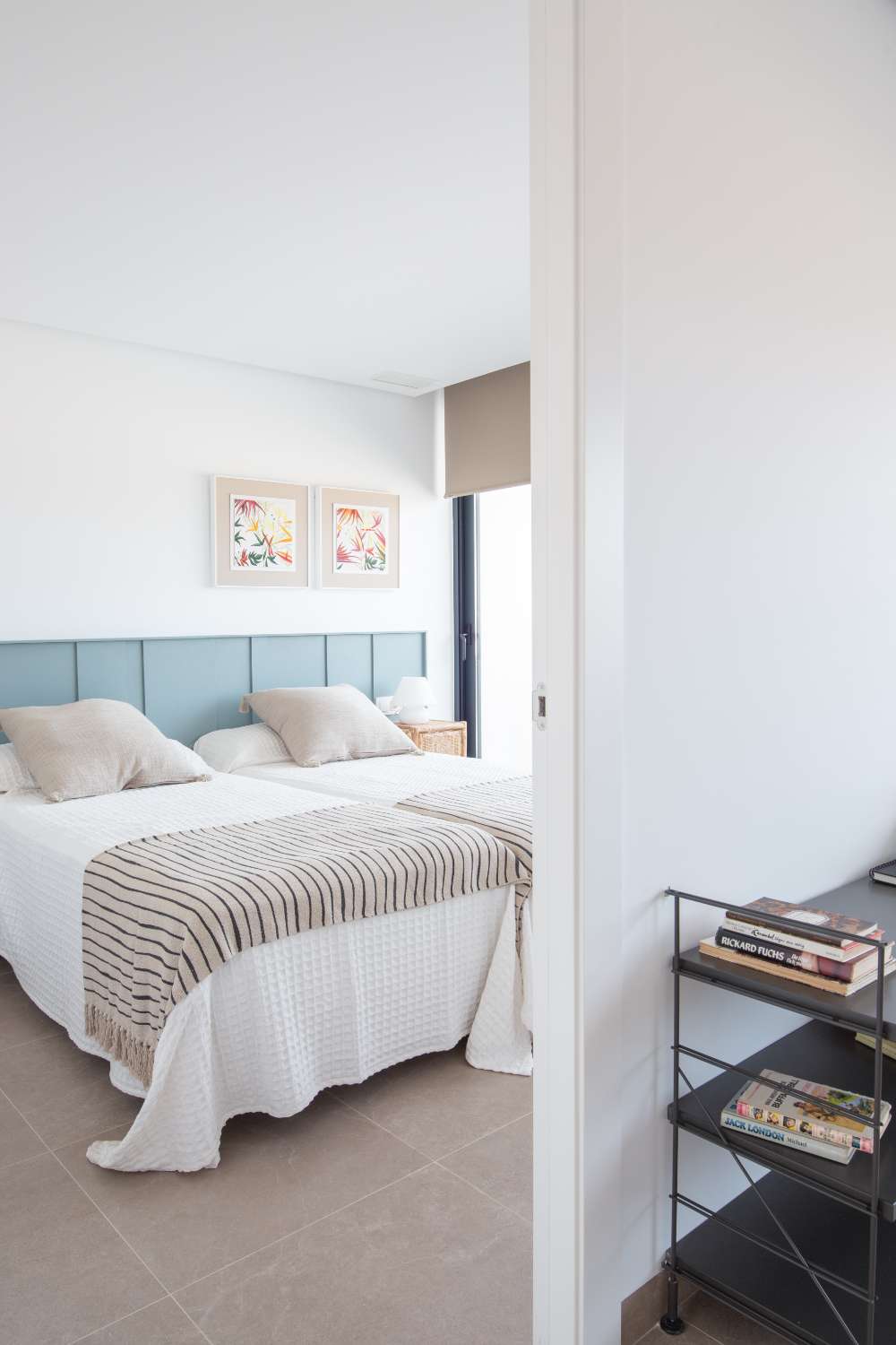 Exclusivas villas de lujo con piscina privada y solárium en Orihuela Costa