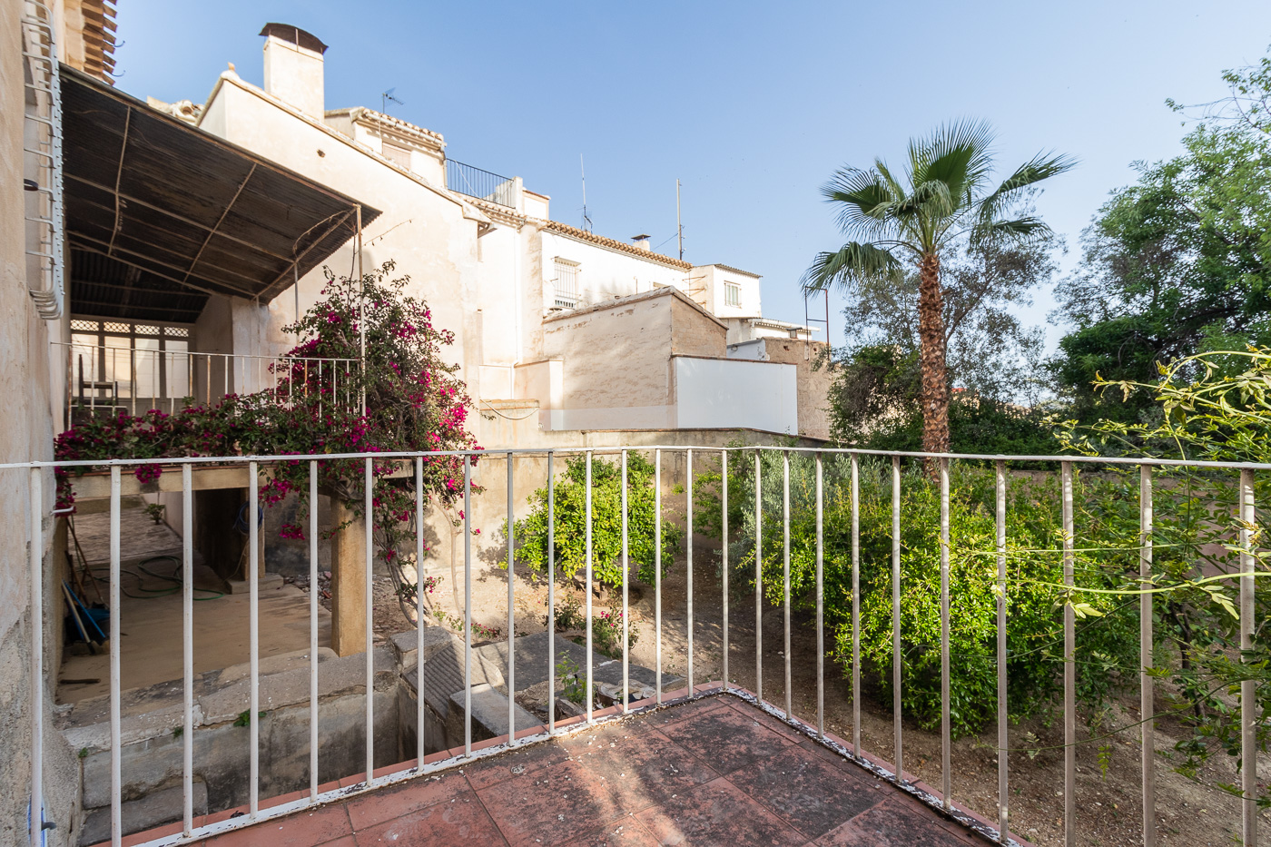 CASA SEÑORIAL CON GARAJE Y HUERTO EN EL CASCO ANTIGUO DE MULA