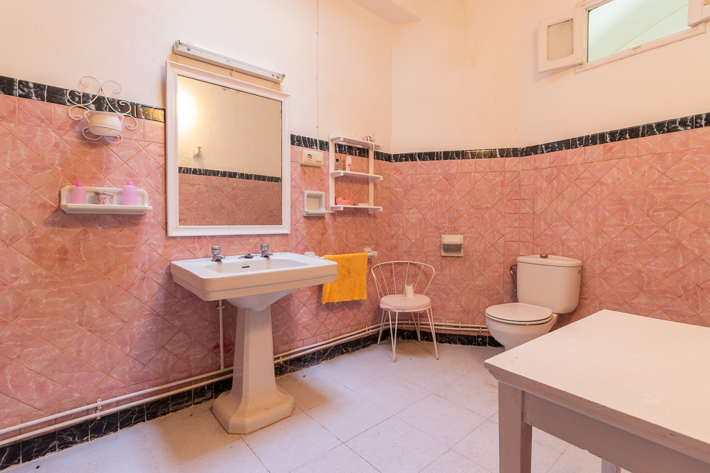 CASA SEÑORIAL CON GARAJE Y HUERTO EN EL CASCO ANTIGUO DE MULA