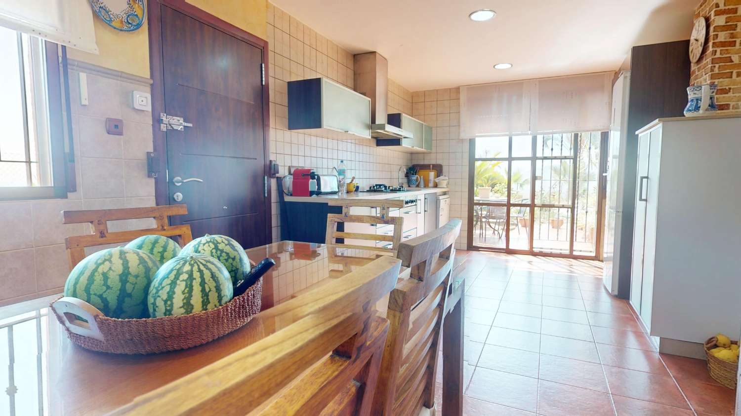 Chalet independiente con gran parcela y vistas al mar en Águilas