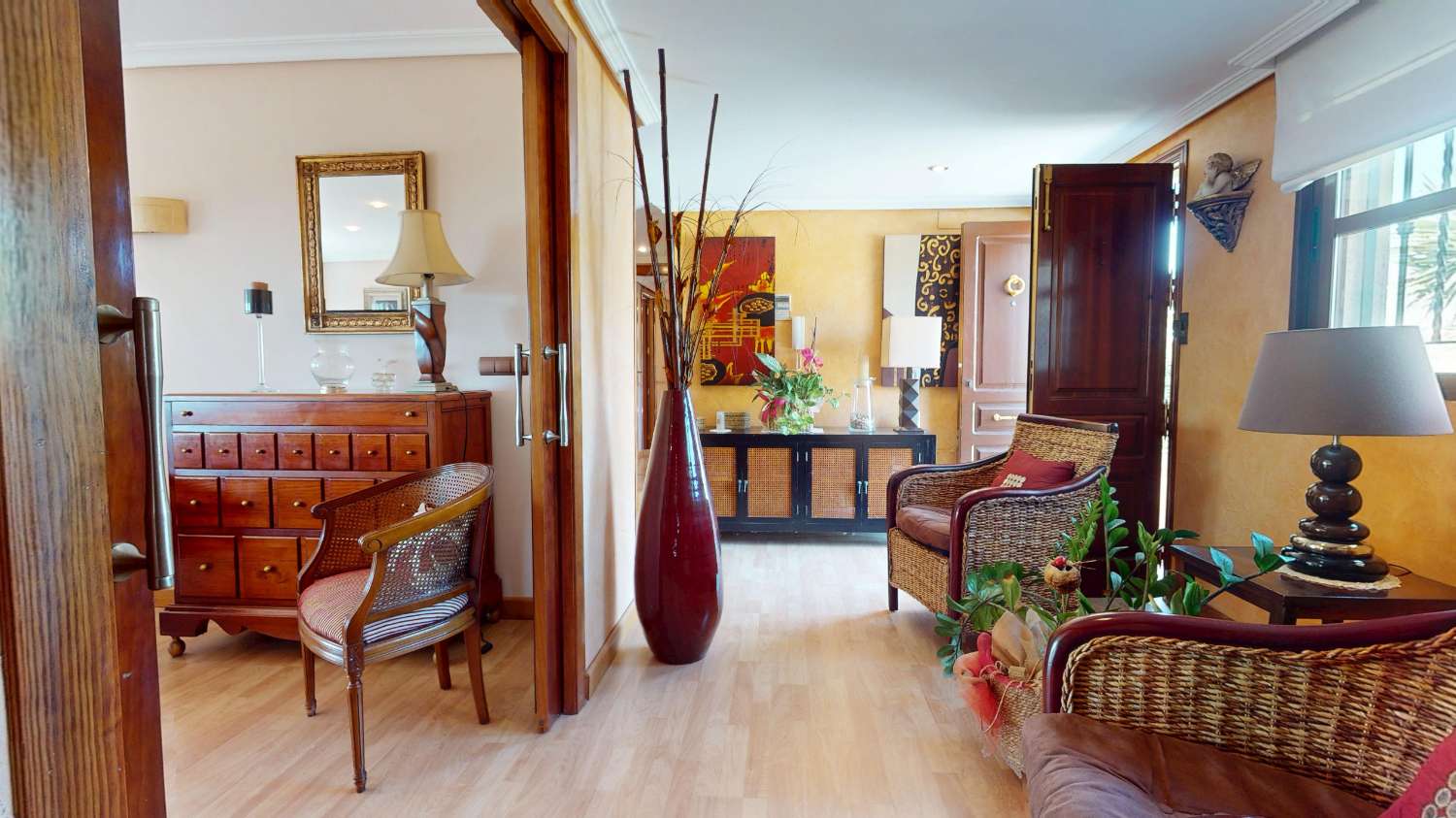 Chalet independiente con gran parcela y vistas al mar en Águilas