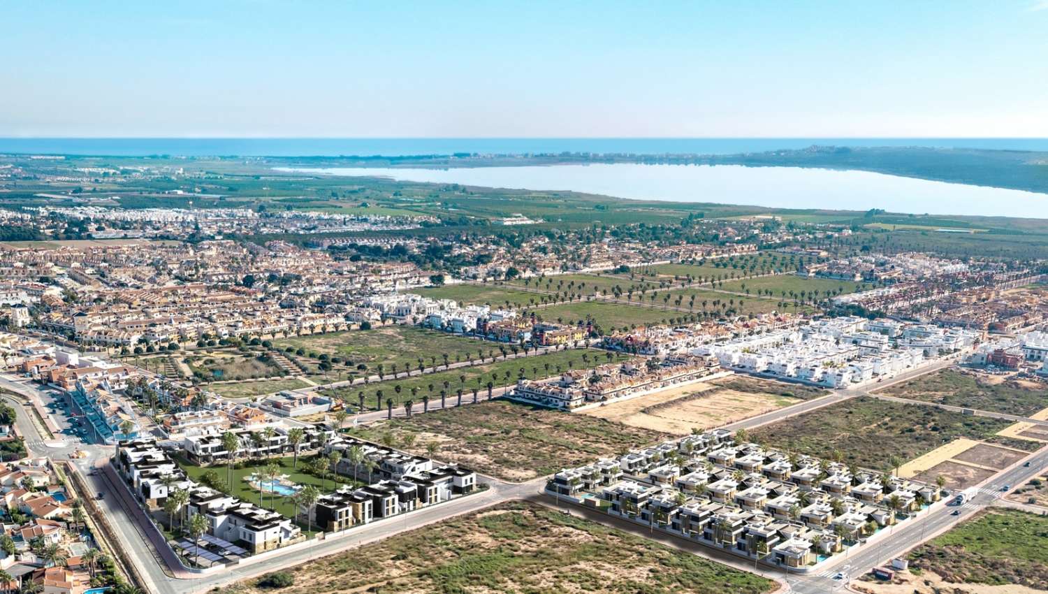 Nybygde frittliggende villaer med 3 soverom i Ciudad Quesada