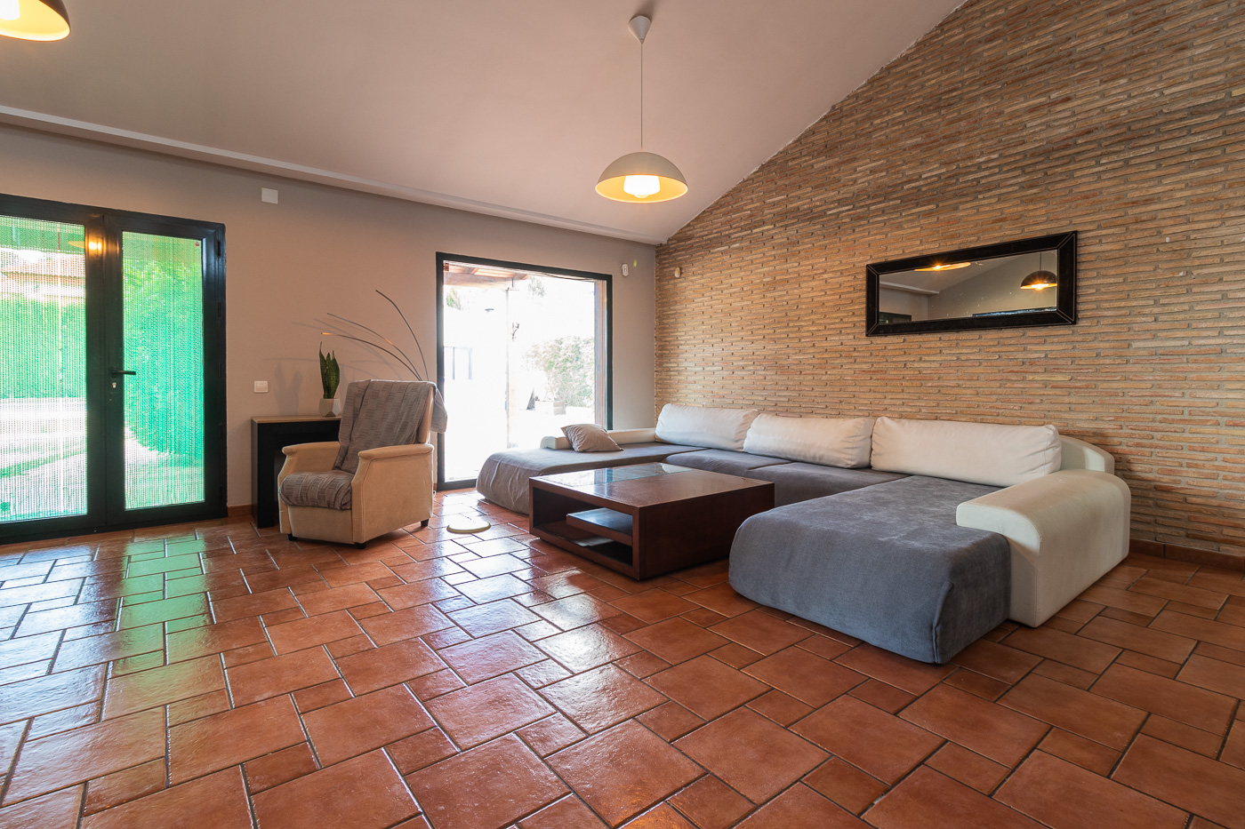 Chalet independiente con parcela y piscina en Calasparra