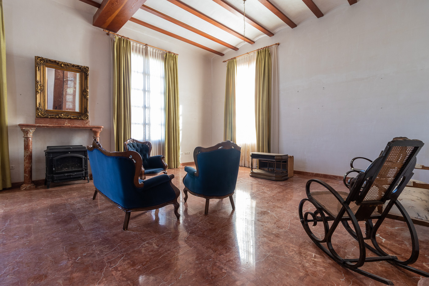Villa met boerderij van 2 hectare in Casas Nuevas