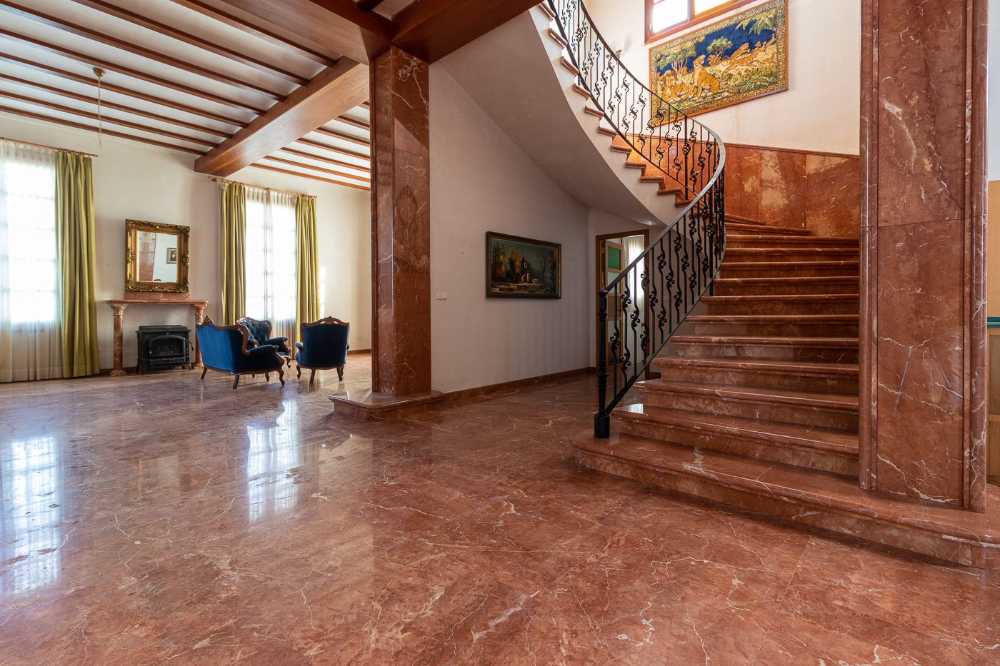 Villa met boerderij van 2 hectare in Casas Nuevas
