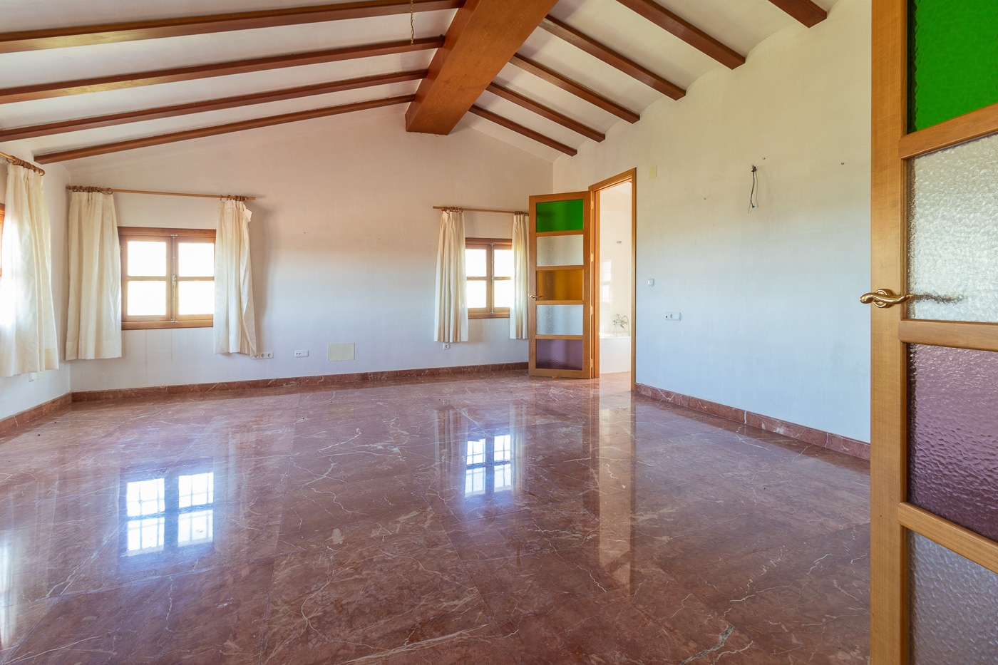 Villa met boerderij van 2 hectare in Casas Nuevas