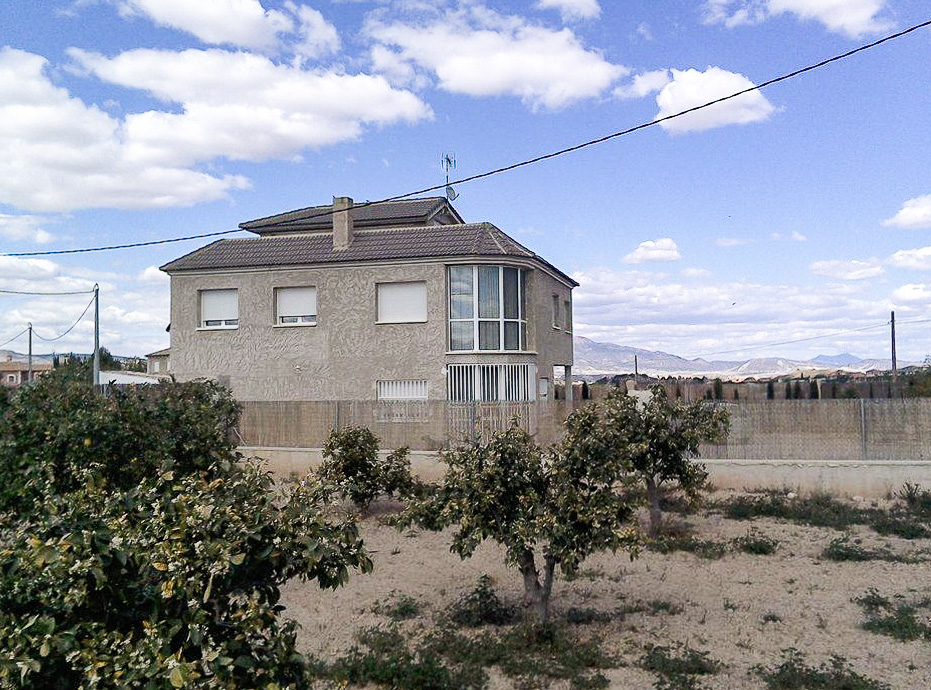 House in Pliego - view 1