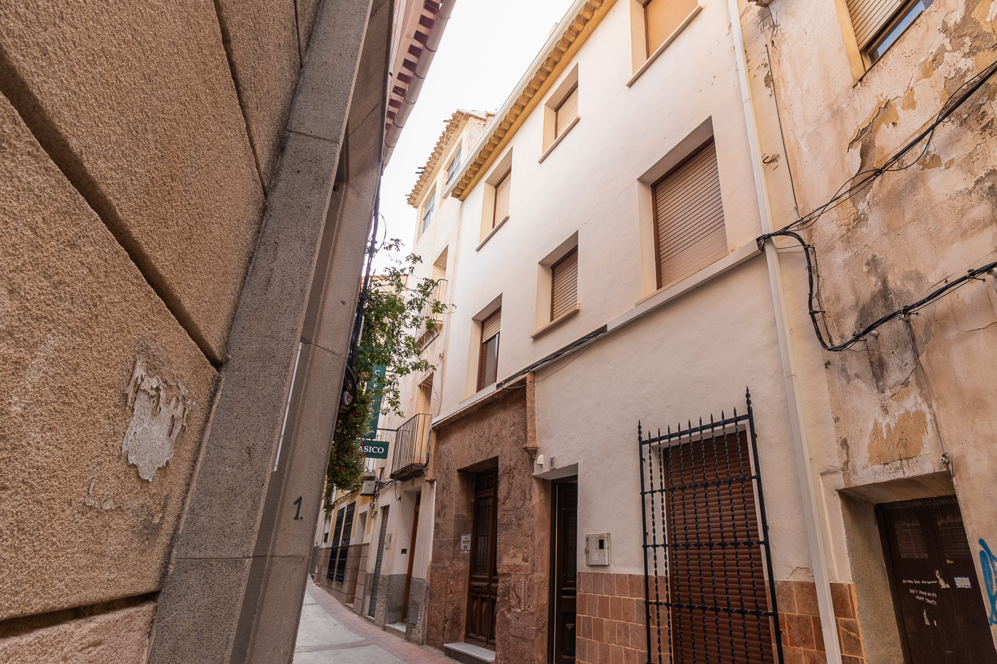 House in El Nino - view 1